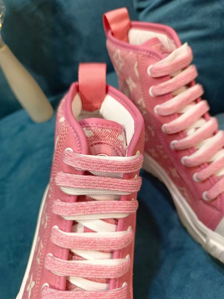 Replica Louis Vuitton LV Squad Sneaker Boots In Pink Monogram Denim