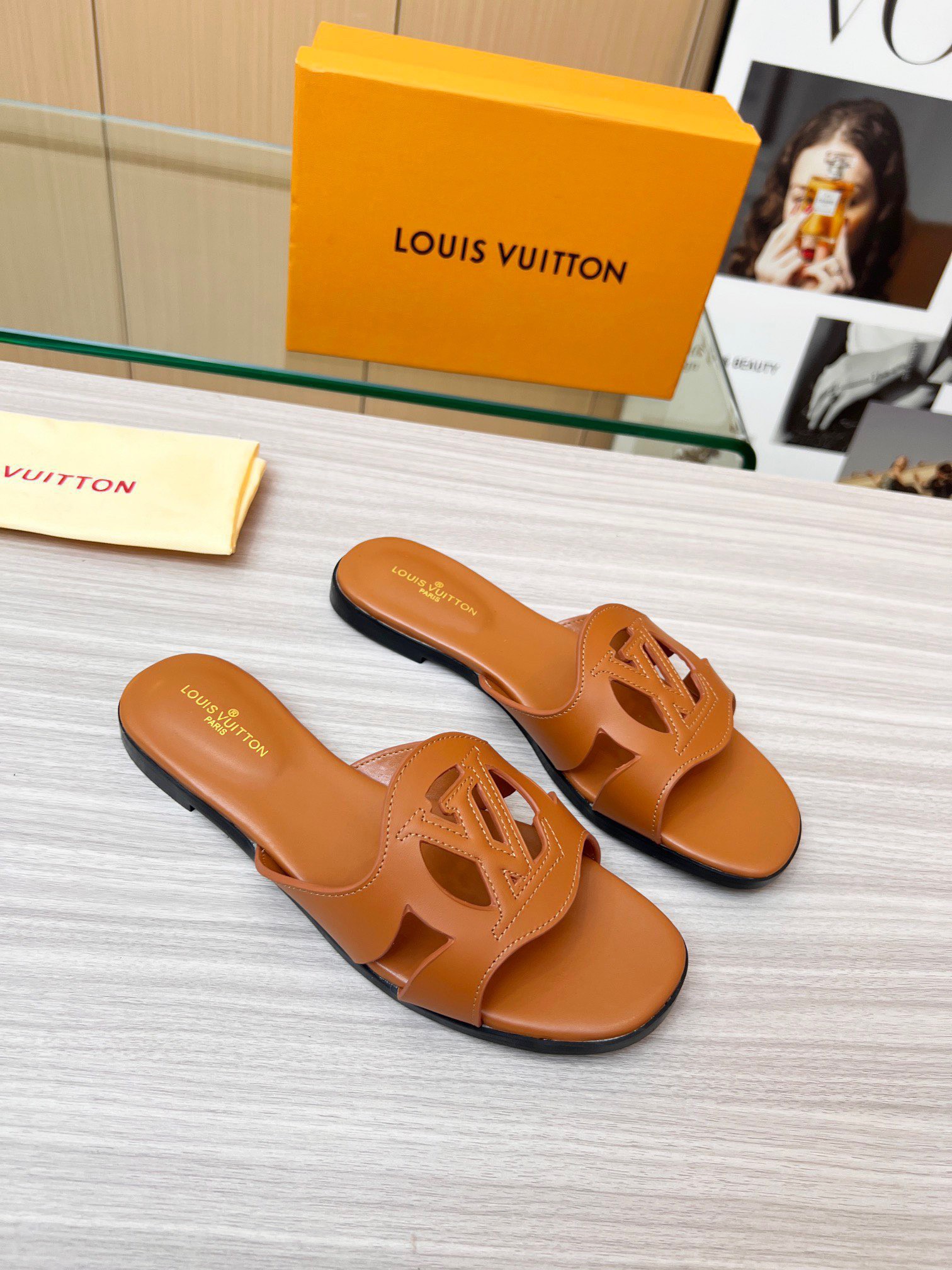 Louis Vuitton LV Isola Flat Mule