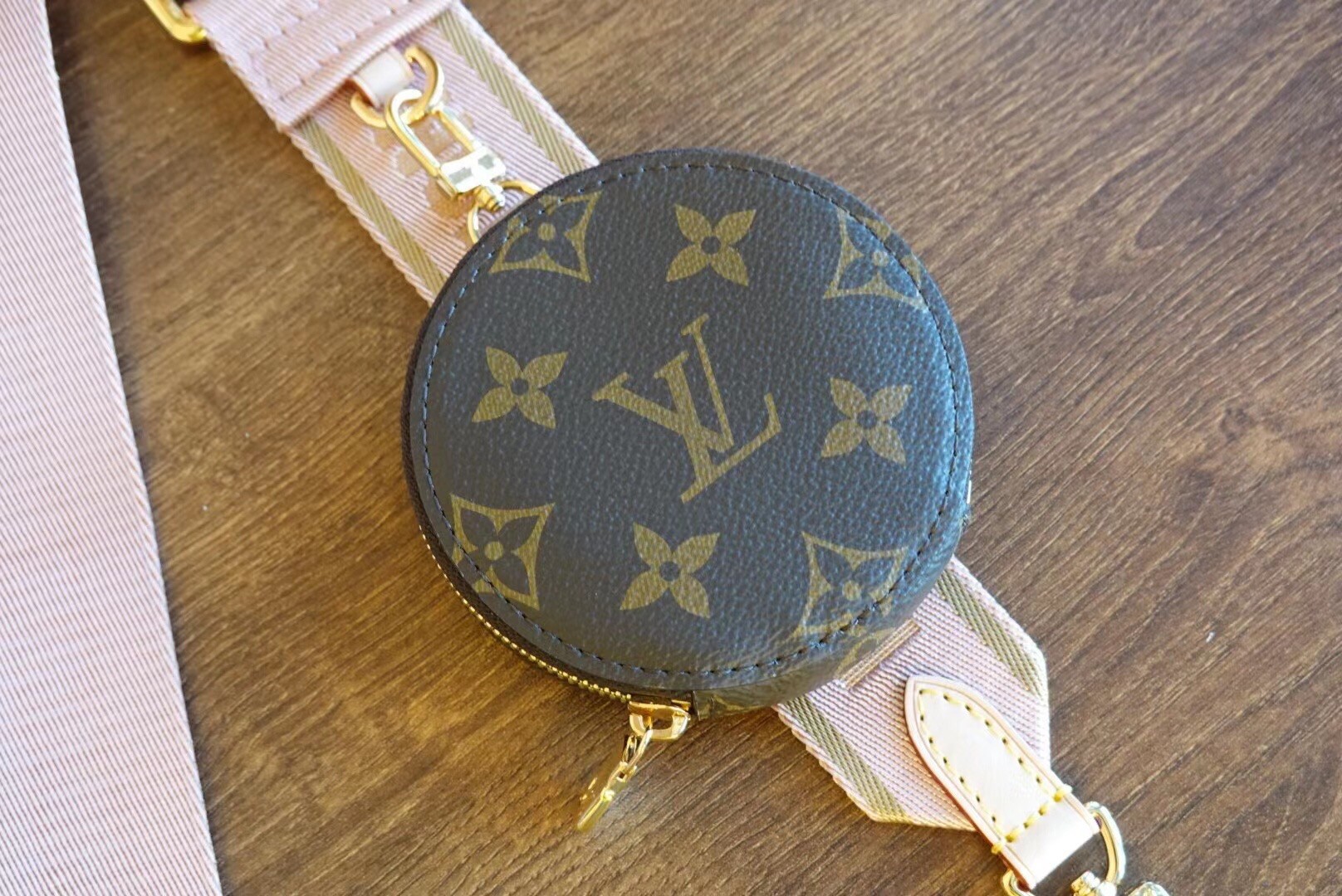 Louis Vuitton Strap and Monogram Coin Purse Bandouliere Jacquard