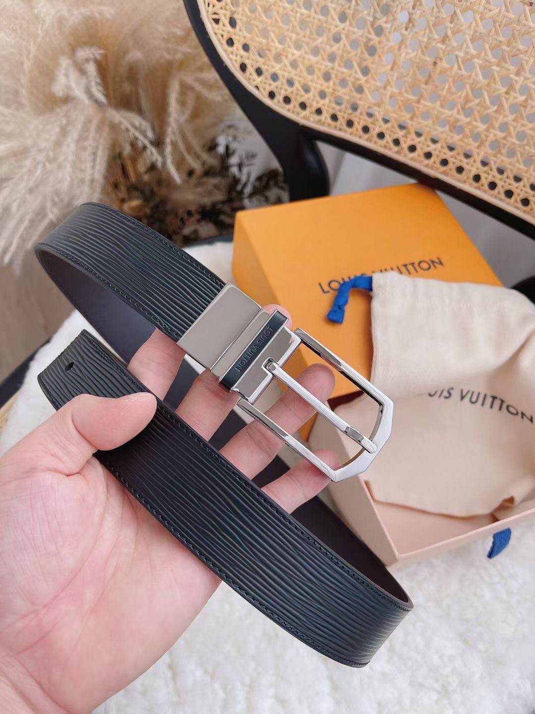 Louis Vuitton Slender 35mm Reversible Belt