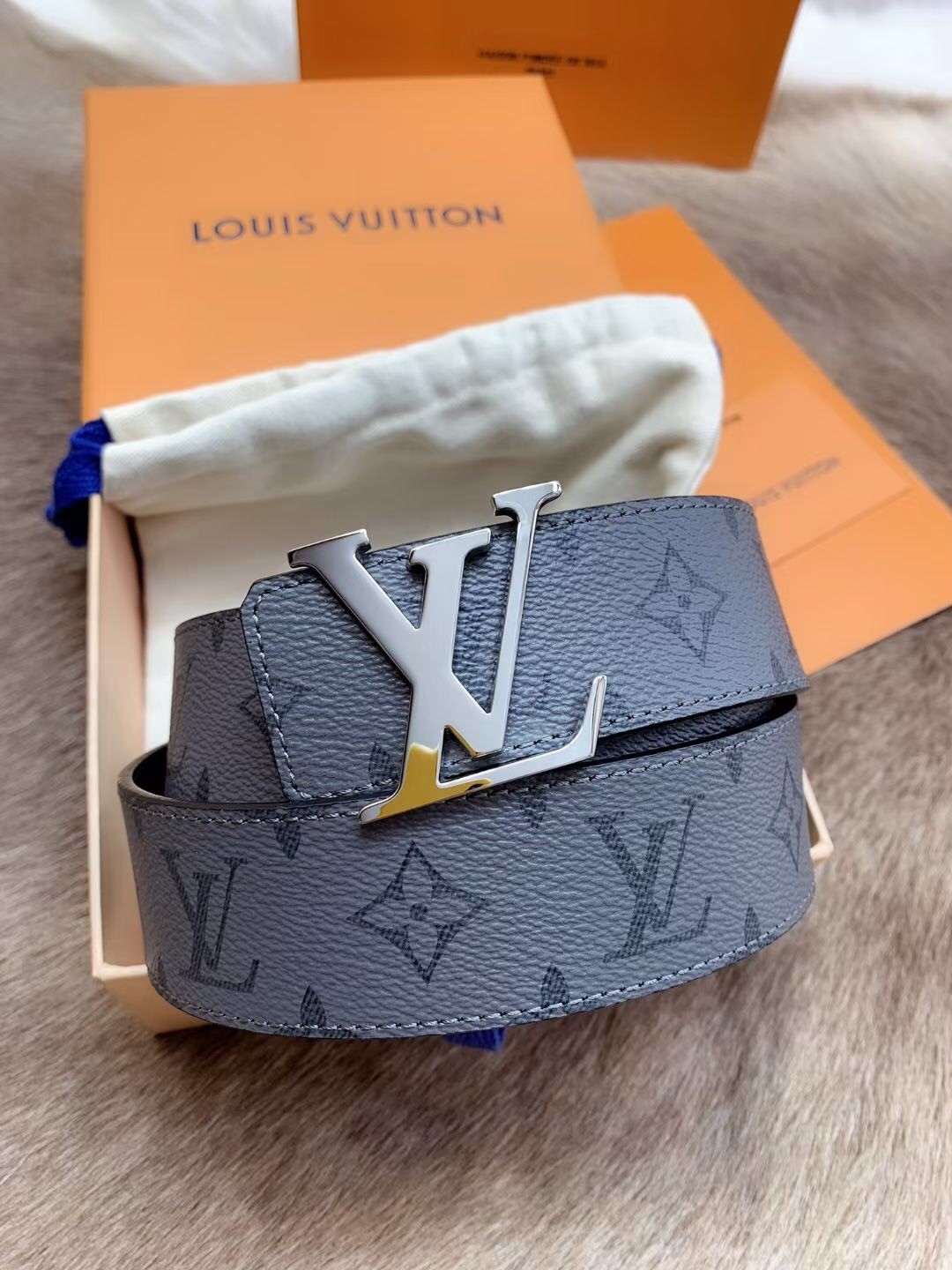 Louis Vuitton Monogram Canvas LV Initiales Belt 100CM Louis Vuitton
