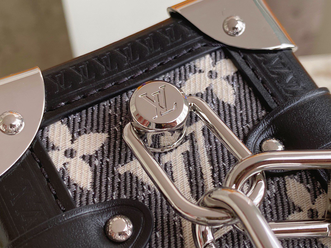 Replica Louis Vuitton SIDE TRUNK Monogram Jacquard Denim M21460 for Sale
