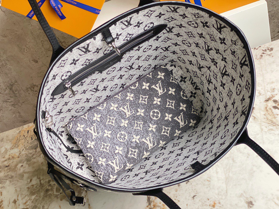 M21460 Louis Vuitton Monogram Jacquard Denim Side Trunk Bag