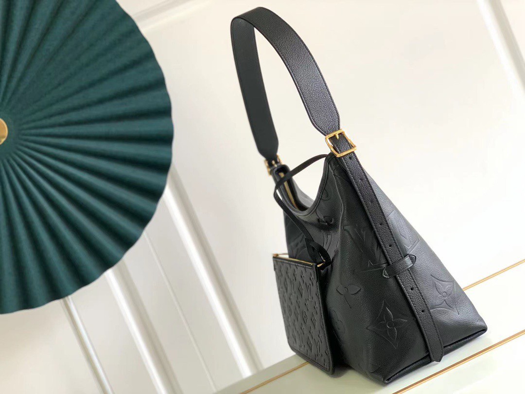 Shop Louis Vuitton Monogram Casual Style A4 2WAY 3WAY Plain Leather Party  Style (SAC CARRYALL MM, M46292, M46289) by Mikrie