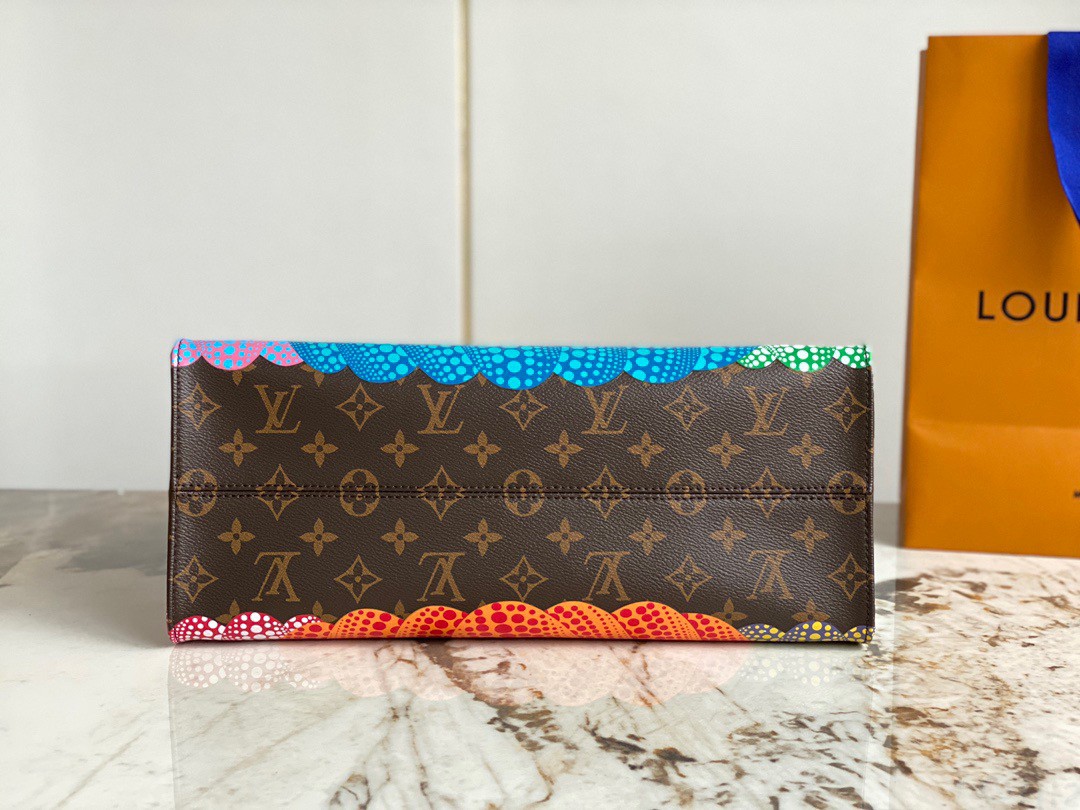 Louis Vuitton LV xYK Onthego MM Face Print and EmbroideryLouis