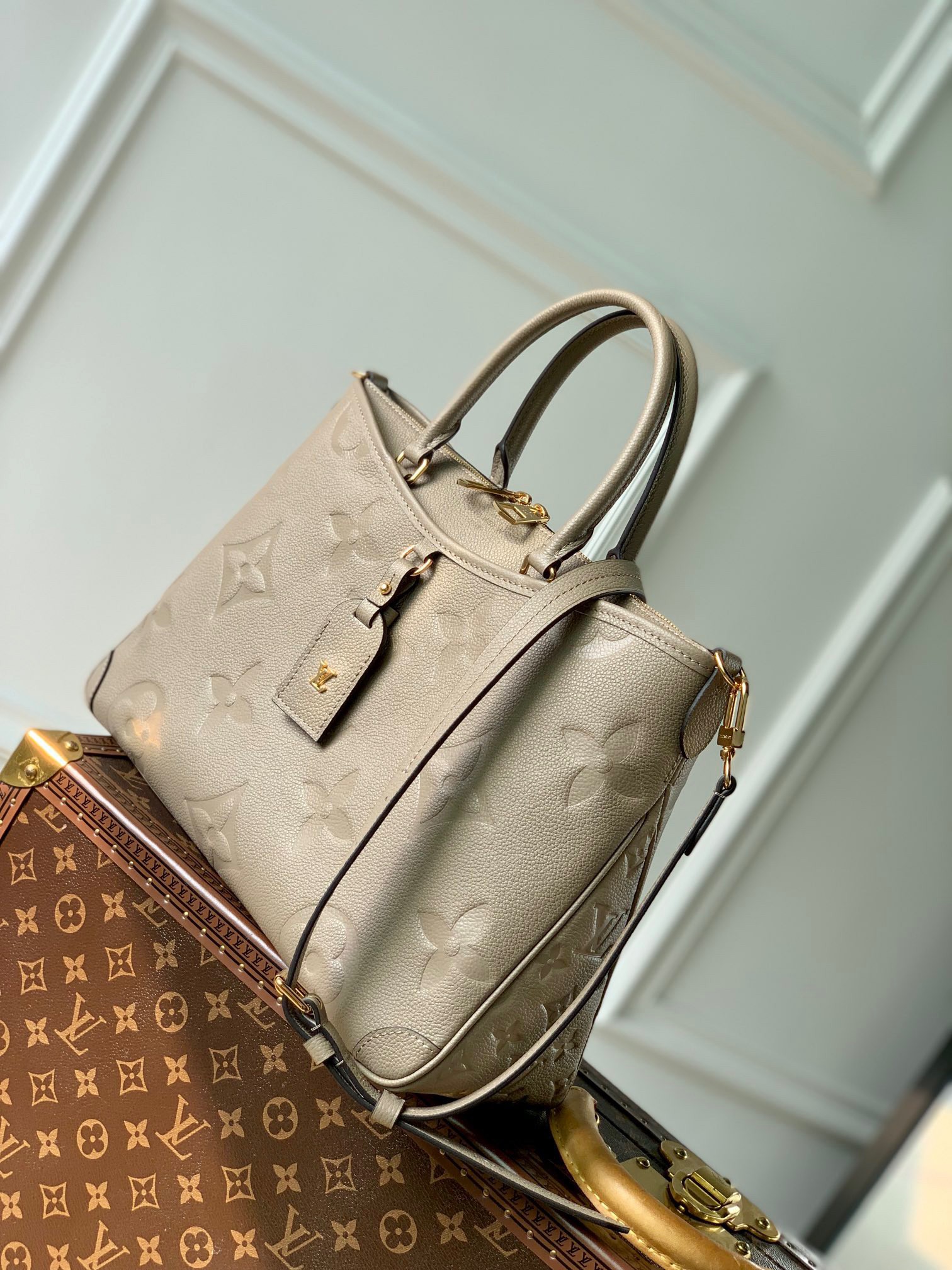 Replica Louis Vuitton Trianon MM Bag In Monogram Empreinte Leather M46504