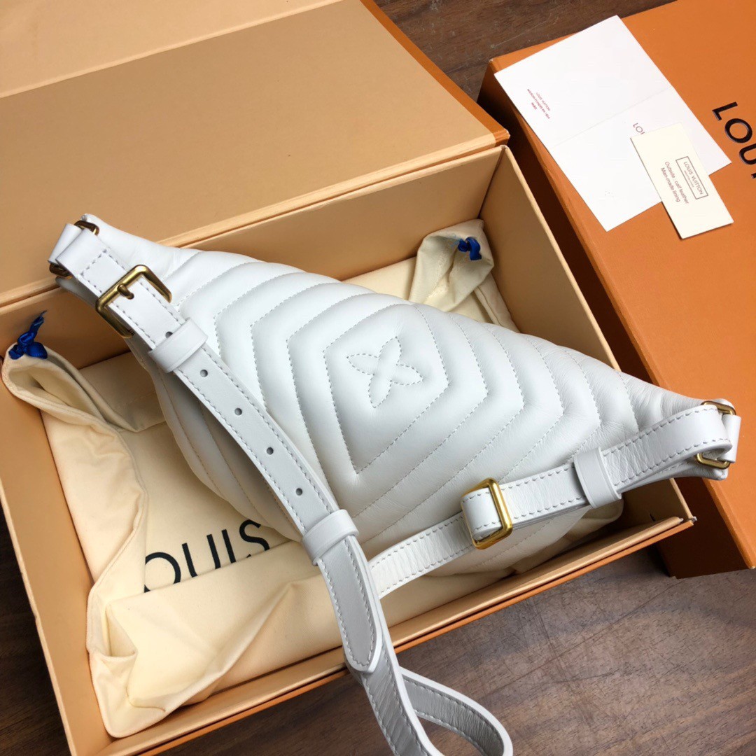 Replica Louis Vuitton New Wave Bum Bag In White Leather M53861