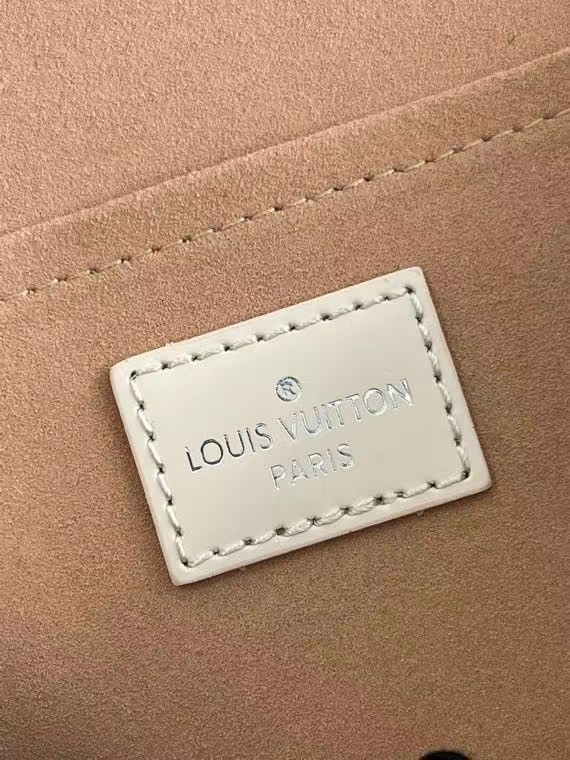 Louis Vuitton Cluny Mini Khaki Epi Leather M58931 Size 28cm