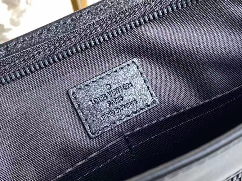 Louis Vuitton LV Aerogram Phone Pouch Crossbody Black M57089 Free Shipping