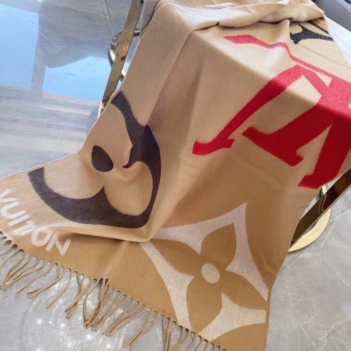Louis Vuitton M76382 The Ultimate Scarf , Beige, One Size