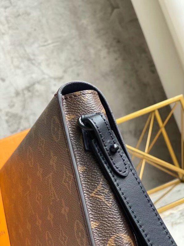 Shop Louis Vuitton Exclusive online prelaunch - s lock a4 pouch (M80560) by  CITYMONOSHOP