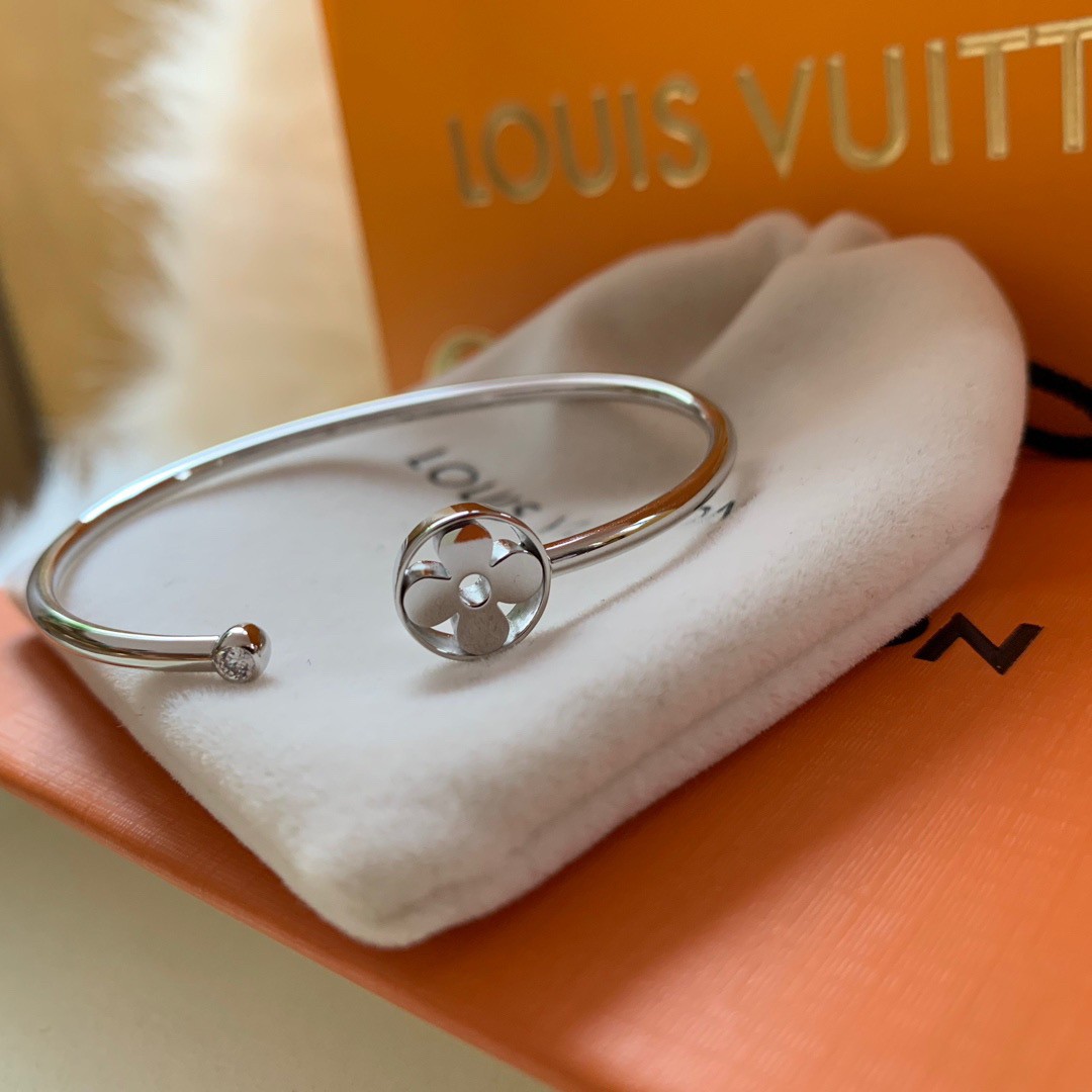 Products By Louis Vuitton: Idylle Blossom Twist Bracelet