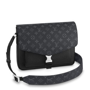 Louis Vuitton Messengerama Bag In Taigarama M30746