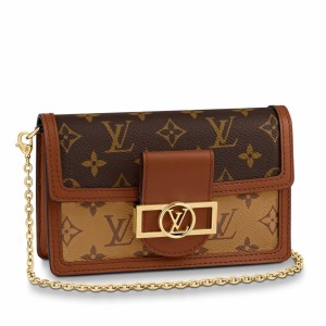 LV DAUPHINE CHAIN WALLET M68746 in 2023  Card case wallet, Wallet chain,  Small messenger bag