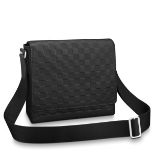 Louis Vuitton District PM Bag In Damier Infini Leather N41286