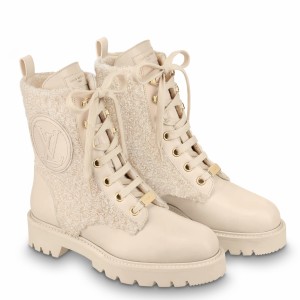 Louis Vuitton Territory Flat Ranger Boots In Cream Leather with Wool
