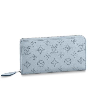 Louis Vuitton Zippy Wallet In Mahina Leather M67410